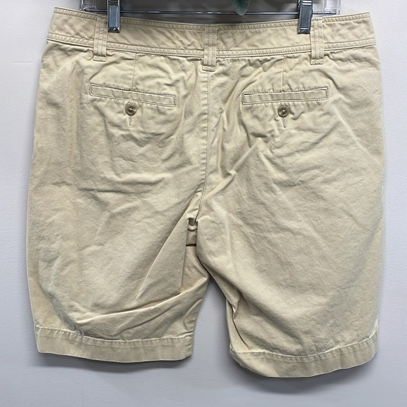 Gap Bermuda Favorite Khaki Shorts 12 - Picture 2 of 11
